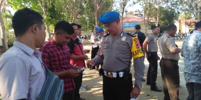 Giat Rutin Pemeriksaan Kelengkapan Identitas Dan Kerapian Personil Polres Mabar Oleh Propam Polres Mabar