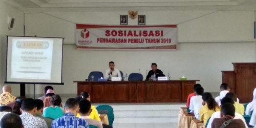 Jadi Pemateri Sosialisasi Pengawasan Pemilu 2019, Ini Yang Disampaikan Kasat Intelkam Polres Mabar