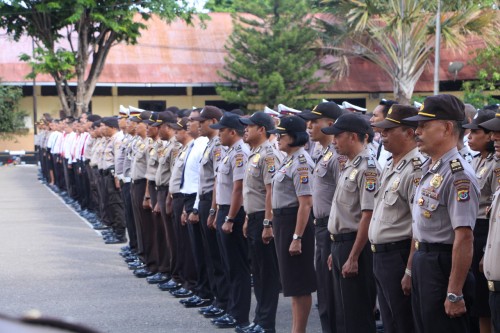 Wakapolda NTT : “ Personil Polri harus bijak dalam bermedia sosial “