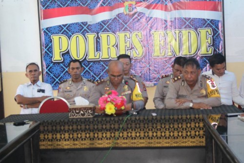 Polres Ende Gelar Konferensi Pers Akhir Tahun