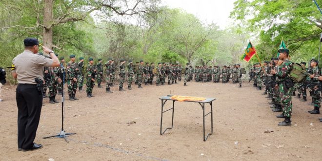 Sinergitas Polri dan TNI, Kapolres TTS Pimpin Upacara Serah Terima dan Pelepasan Tonting Yudha Wastu Pramuka