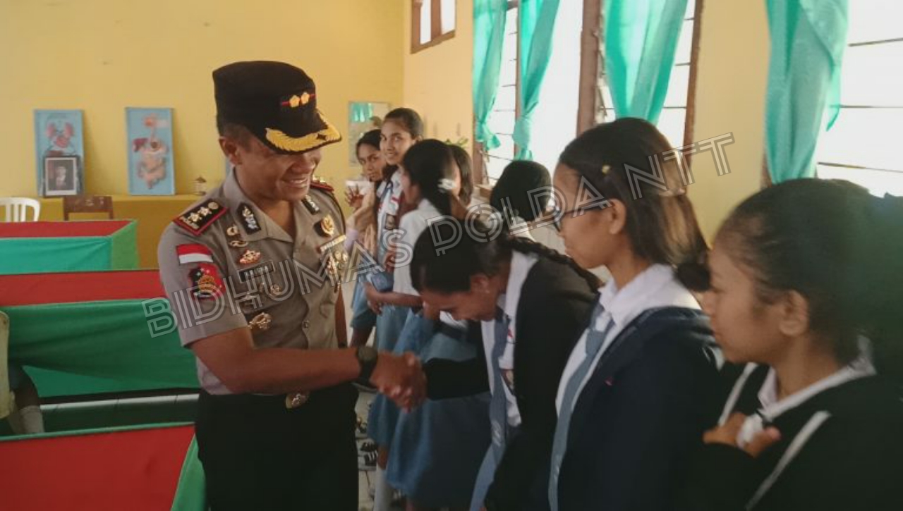 Go To Shcool, Kapolres TTU Imbau Para Siswa Untuk Tidak Terprofokasi oleh Medsos