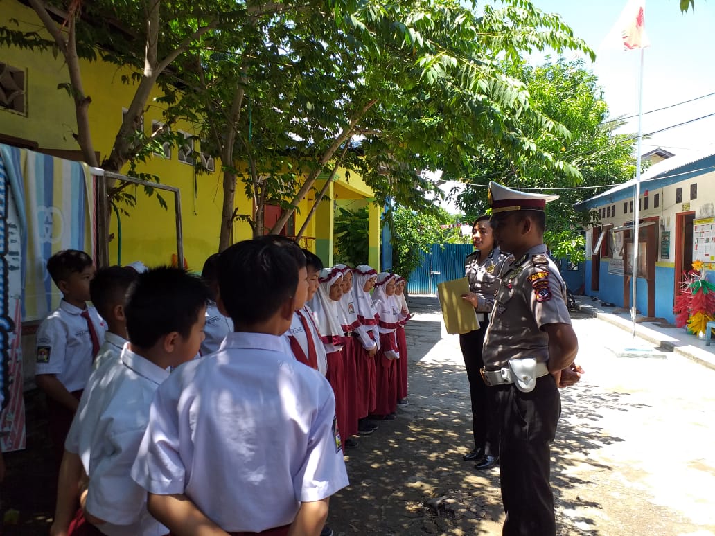 Polisi Sahabat Anak, 22 Murid SD IT Mutiara Maumere Minat Jadi Polisi Cilik