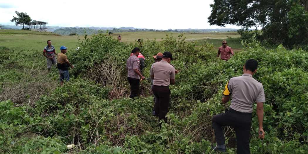 Kapolsek Lamboya Bersama Warga Desa Patiala Bawa Siap Sukseskan Pesta Adat Pasola