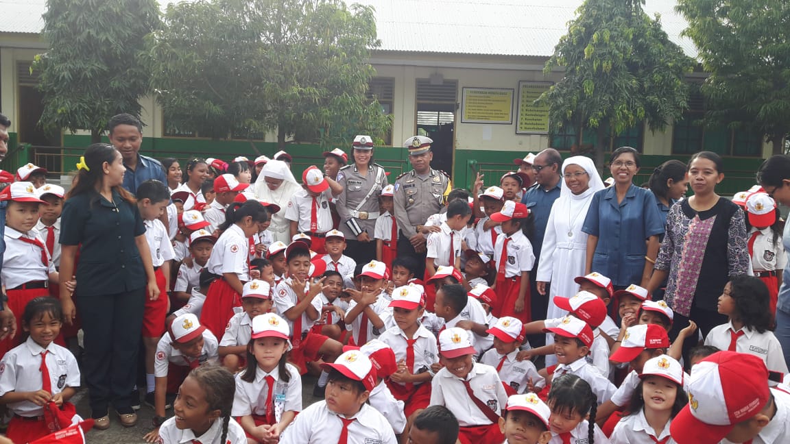 Sat Lantas Polres Sikka, Giat Dikmas Lantas d SD Katholik Maria Ferari Maumere