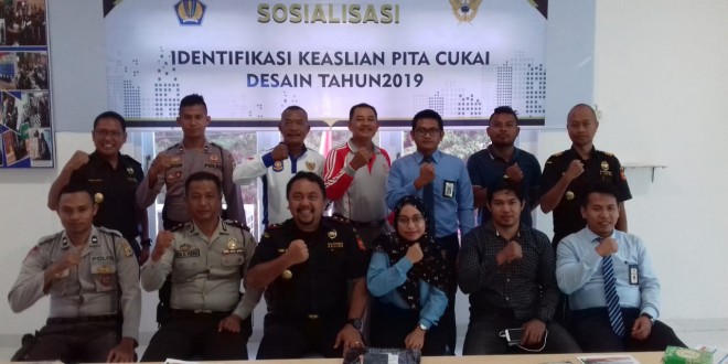 KBO Sabhara Polres Manggarai Barat Hadiri Sosialisasi Identifikasi Keaslian Pita Cukai Desain Tahun 2019