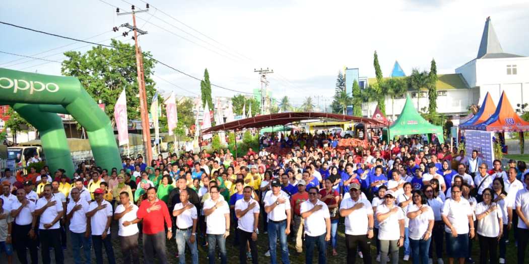 Deklarasi Millenial Mendukung Road Safety Menuju Zero Accident Diikrarkan Ribuan Peserta MRSF 2019 Polres Sumba Timur