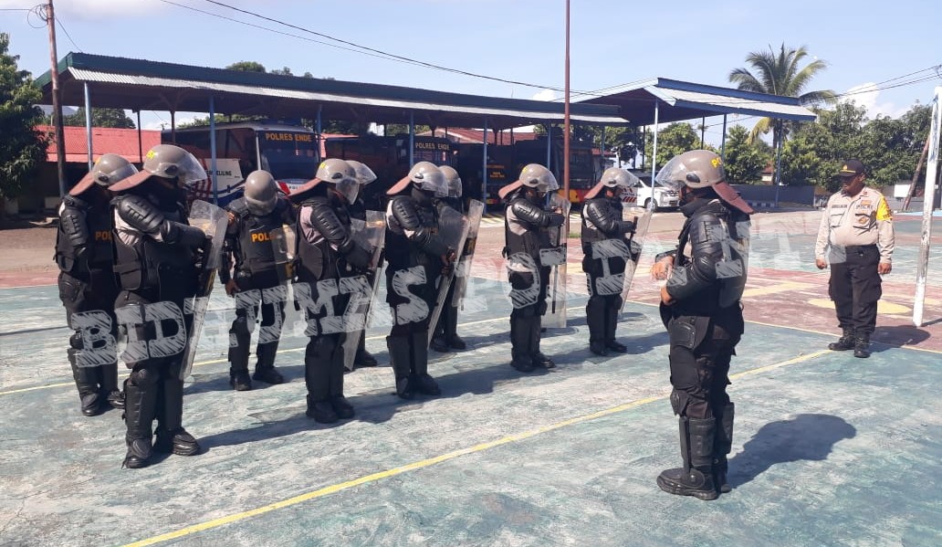 Persiapan Pengamanan Pemilu 2019, Polres Ende Gelar Latihan Dalmas