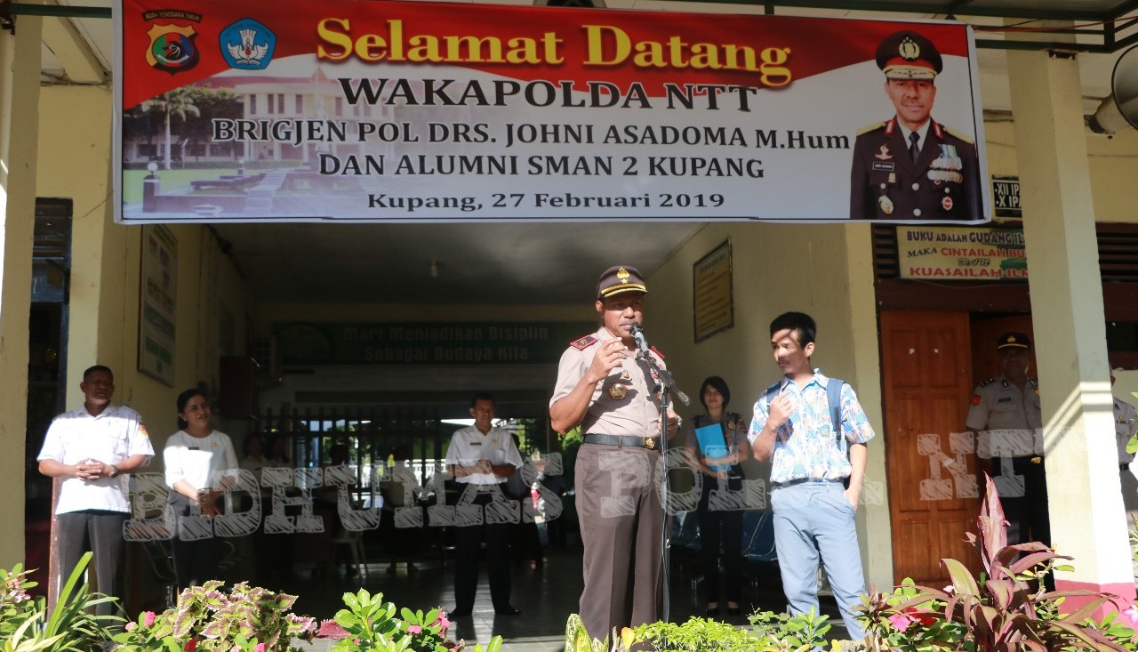 Program Safari Kamtibmas, Wakapolda NTT Kunjungi SMAN 2 Kupang