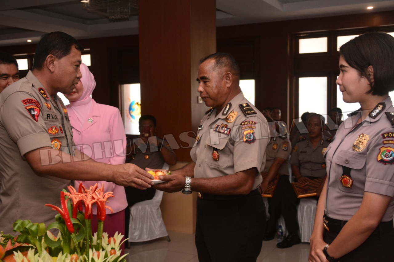 HUT ke-68 SDM Polri, Polda NTT Gelar Syukuran