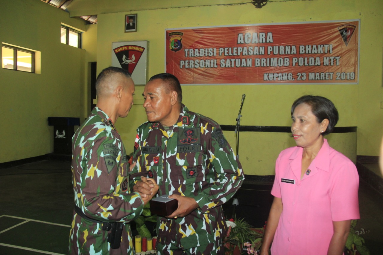 Dansat Brimobda NTT Gelar Acara Purna Bakti