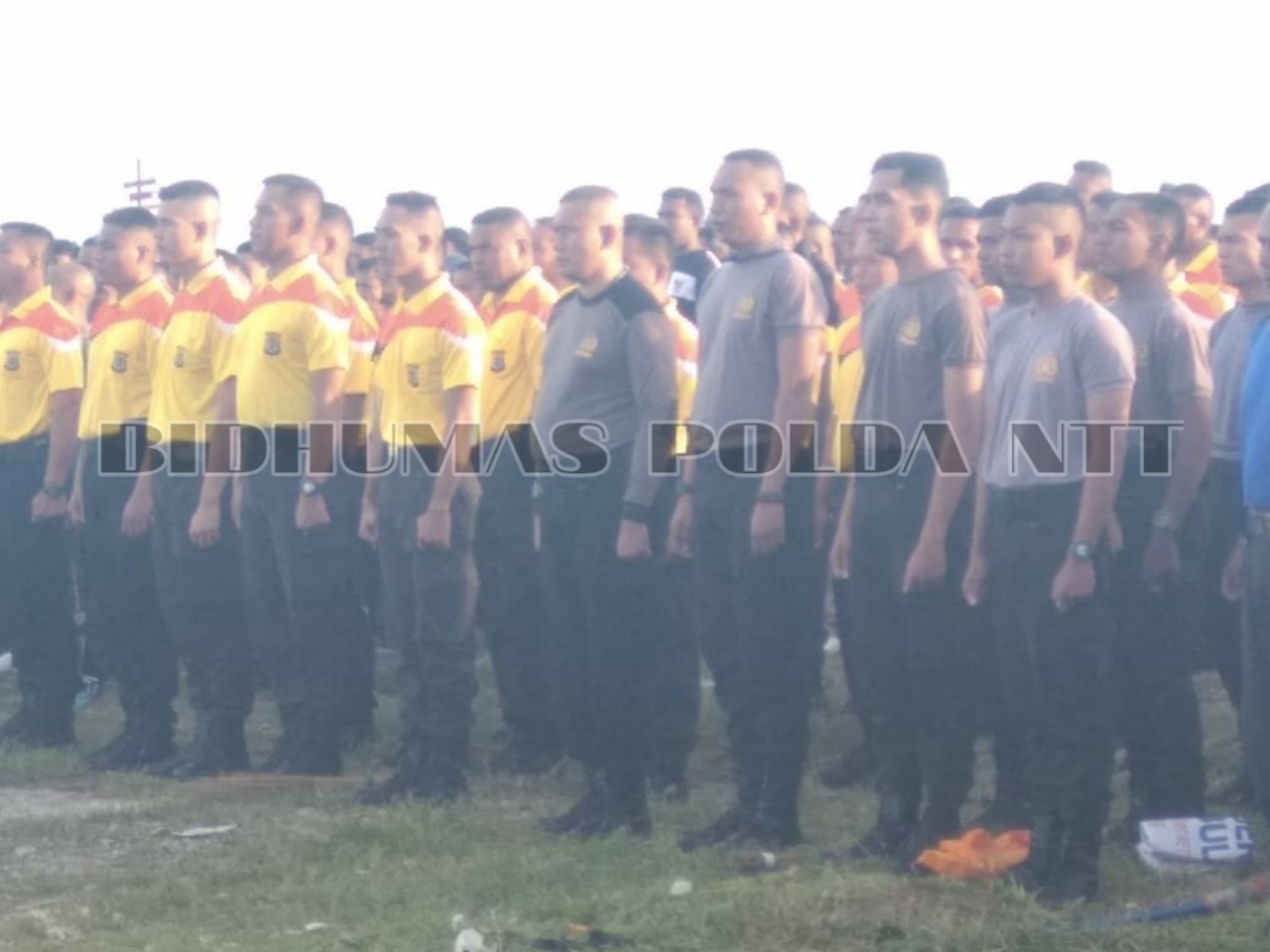 Sebanyak 250 Personel Polda NTT Ikuti Apel Hari Peduli Sampah Nasional