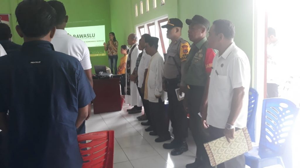 Kapolsek Ende Hadiri Giat Pelantikan dan Bimtek TPS