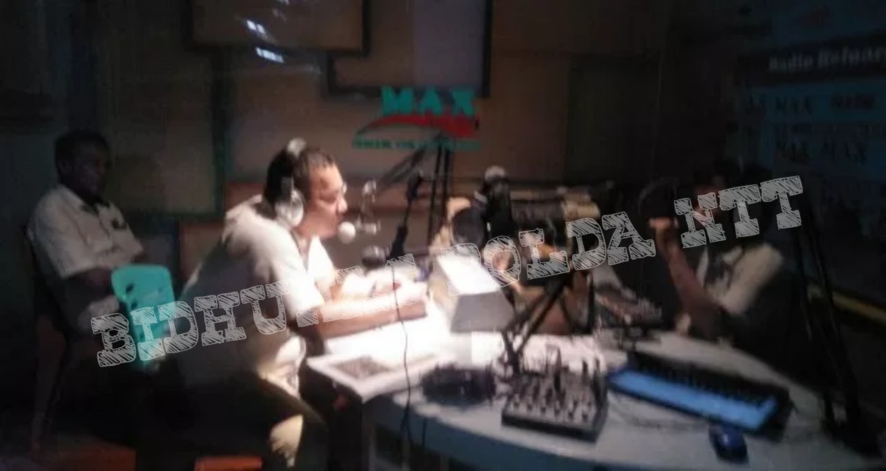 Ini Yang Disampaikan Kapolres Sumba Timur Dalam Talk Show di Radio Max 96,9 Fm