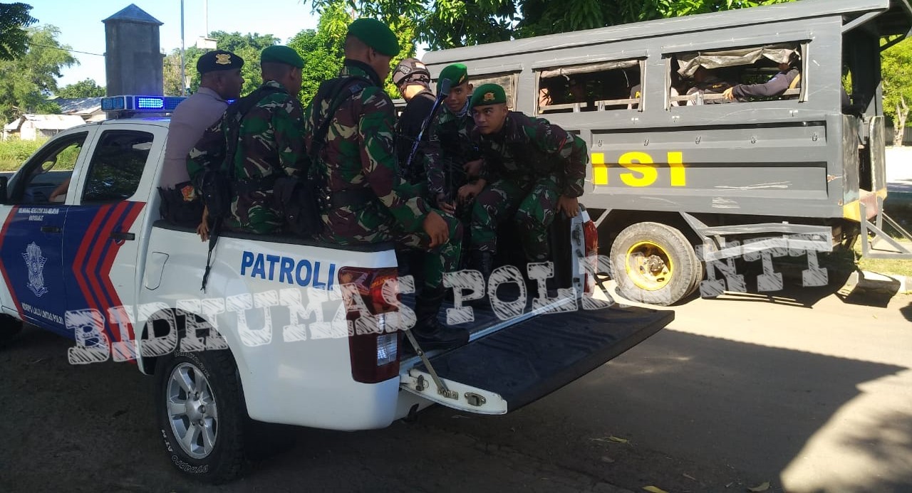 Pantau Situasi Pemilu 2019, Polres Lembata Gandeng TNI Gelar Patroli Skala Besar