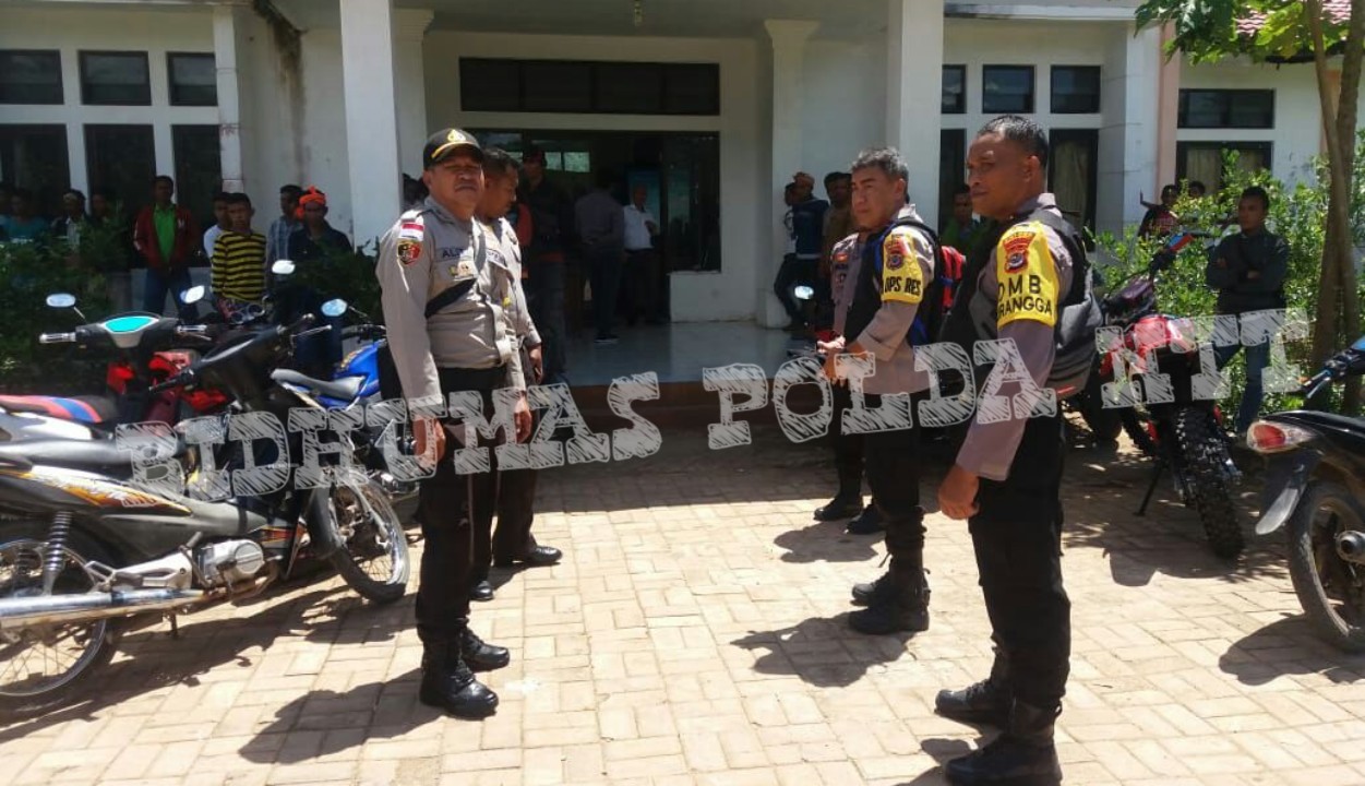 Kapolres Sumba Barat Pantau Situasi Rapat Pleno Rekapitulasi di Tingkat PKK