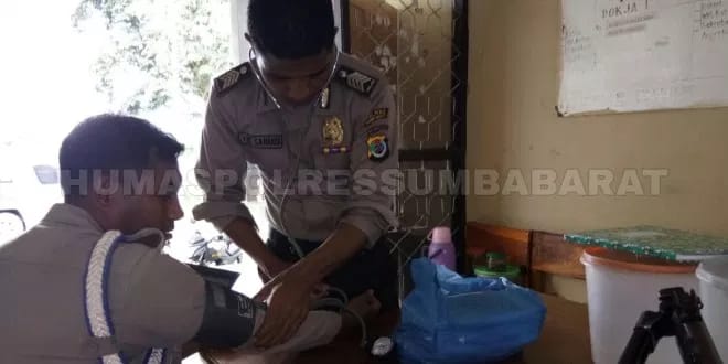 Tim Urkes Polres Sumba Barat Cek Kondisi Fisik Personel yang Bertugas di PPK