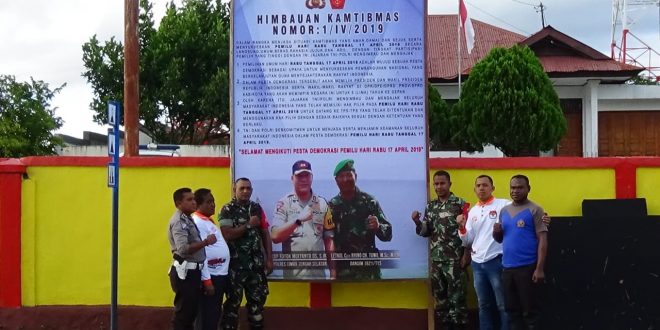 Bersinergi, TNI-Polri Pasang Spanduk Himbauan Kamtibmas