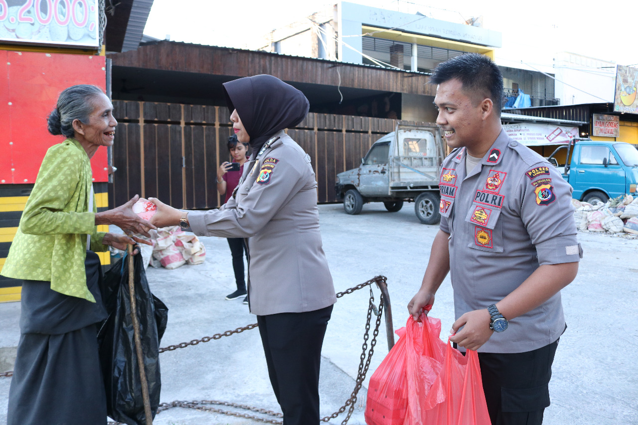 Berbagi Kebaikan di Bulan Suci Ramadhan, Leting DTN/439 Bagi-Bagi Takjil