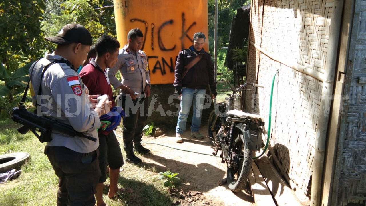 Personel Gabungan Polsek Lamboya dan Wanokaka Berhasil Amankan Tiga Pelaku TP Pencurian Sepeda Motor