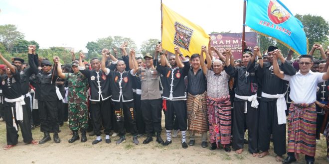 Silahturahmi Bersama Forkopimda dan Para Tokoh, Dua Perguruan Pencak Silat di Belu Lakukan Sumpah Adat Tanda Persaudaraan