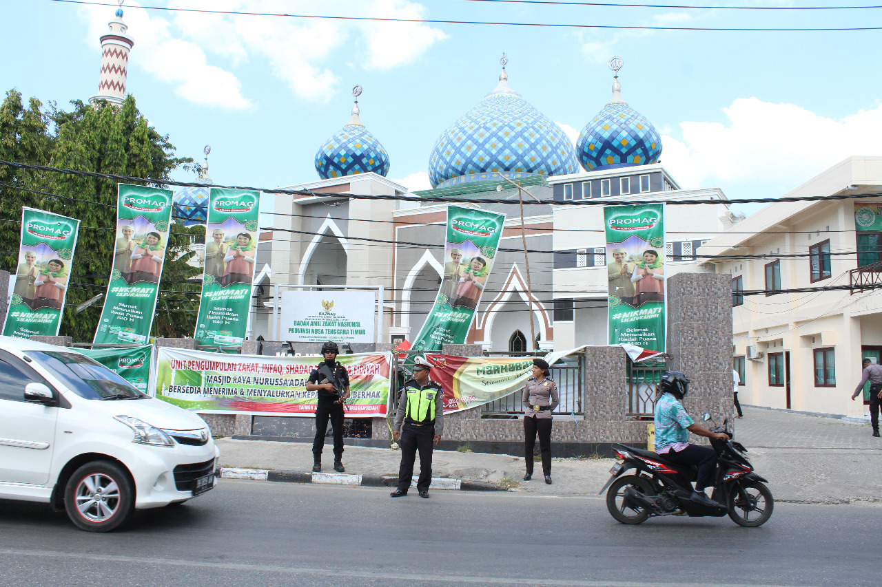 Personel Ops Ketupat Turangga 2019 Perketat Pengamanan di Masjid