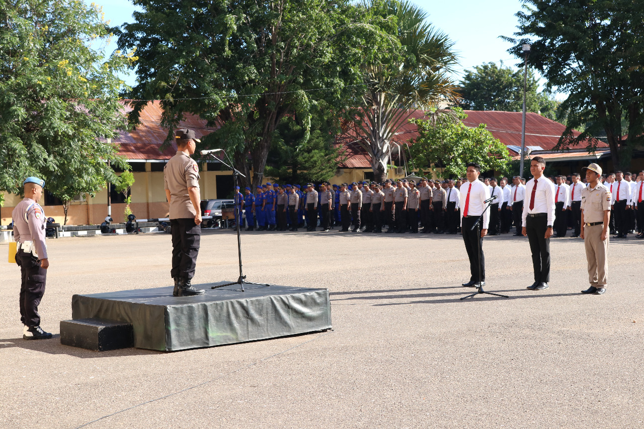 Pimpin Apel Pagi Irwasda Polda NTT Ajak Personel Pantau Perkembangan Situasi Tahapan Pemilu 2019