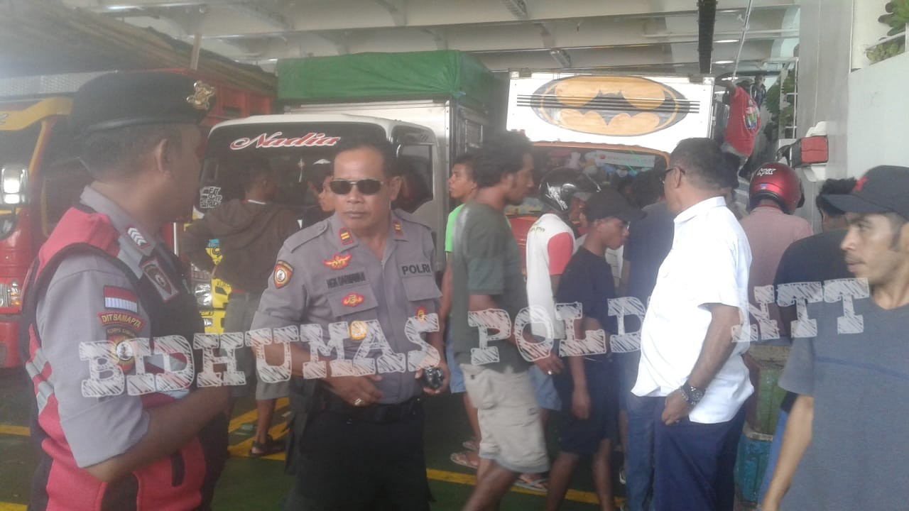 Jaga Situasi Yang Aman dan Kondusif, Personel Sabhara Polres Sumba Timur Lakukan Patroli di Obyek Vital