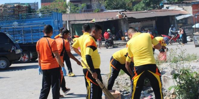 Sambut Hari Bhayangkara Ke – 73, Polres Sumba Barat Melaksanakan Bakti Sosial