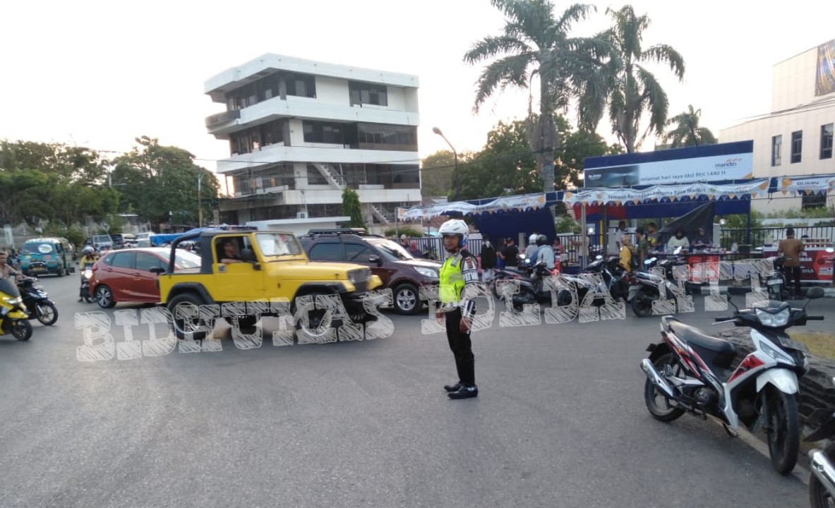 Beri Rasa Aman, Personel Polsek Alak rutin Mengamankan Jalannya Kebaktian Hari Minggu Yang ada di Wilayah Hukumnya