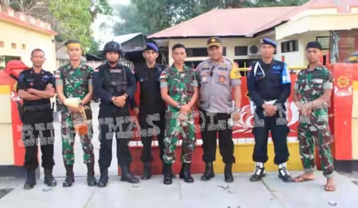 Personel Polres Belu Bersama Instansi Terkait Berkolaborasi Memberikan Rasa Aman Saat Sholat Idul Fitri 1440 H di Kabupaten Belu dan Malaka