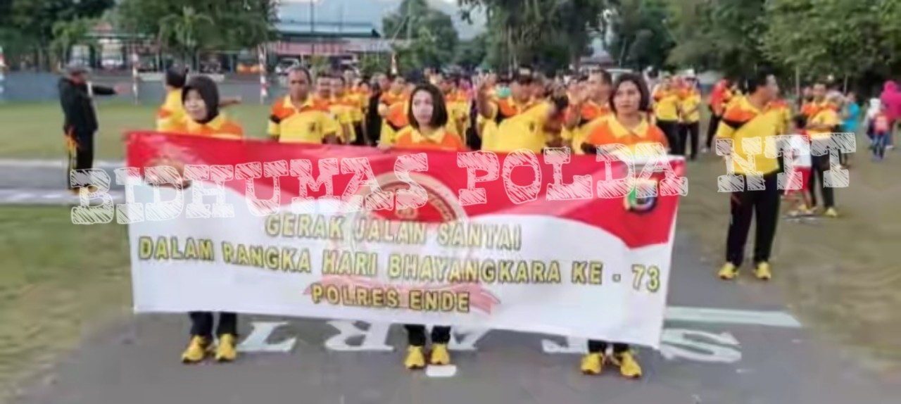 Peringati HUT Bhayangkara Ke 73, Polres Ende Gelar Acara Gerak Jalan Santai