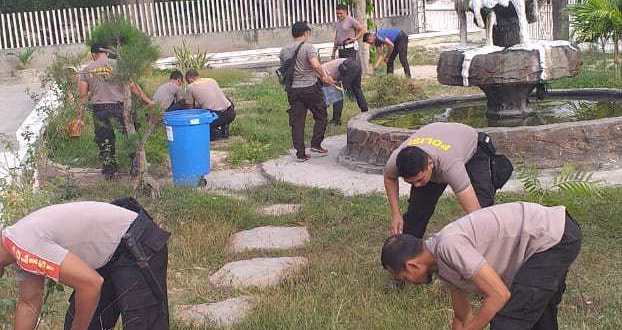 Polres Sumba Timur Baksos ke Sejumlah Tempat Ibadah