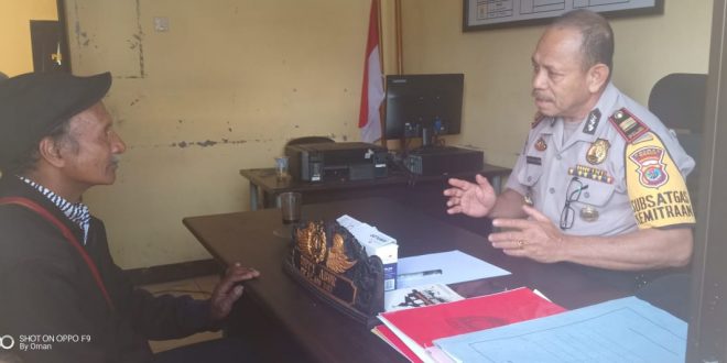 Ikut Memeriahkan Pergelaran Tinju Internasional di Labuan Bajo, Kasat Binmas Berikan Motivasi Kelompok Seni Budaya Suling