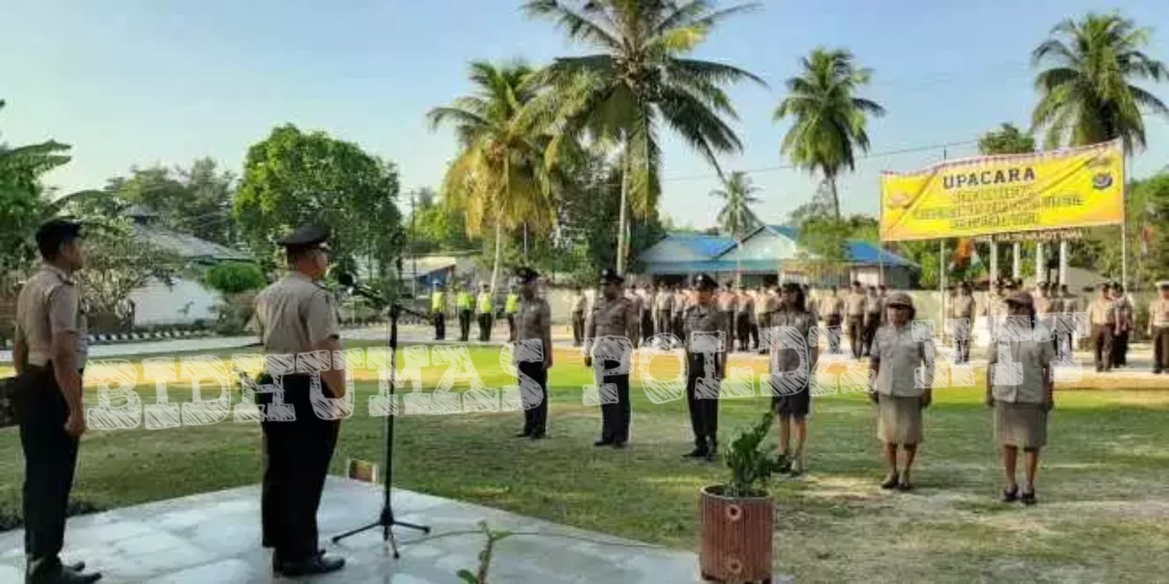 Dihari Bhayangkara ke 73, Sebanyak 32 Personel dan 4 PNS Polri Polres Sumba Timur Menerima Kenaikan Pangkat