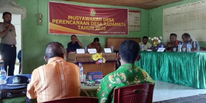 Brigpol Efafrodytus Hadiri Musrembangdes Tahun 2020 Desa Radamata