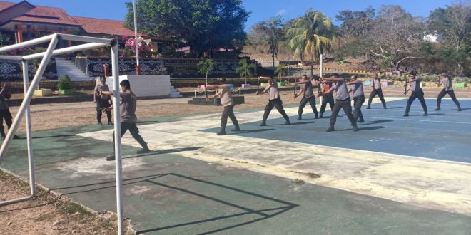 Tingkatkan Ketahanan Personal, Sat Sabhara Latihan Senam Borgol Dan Tongkat