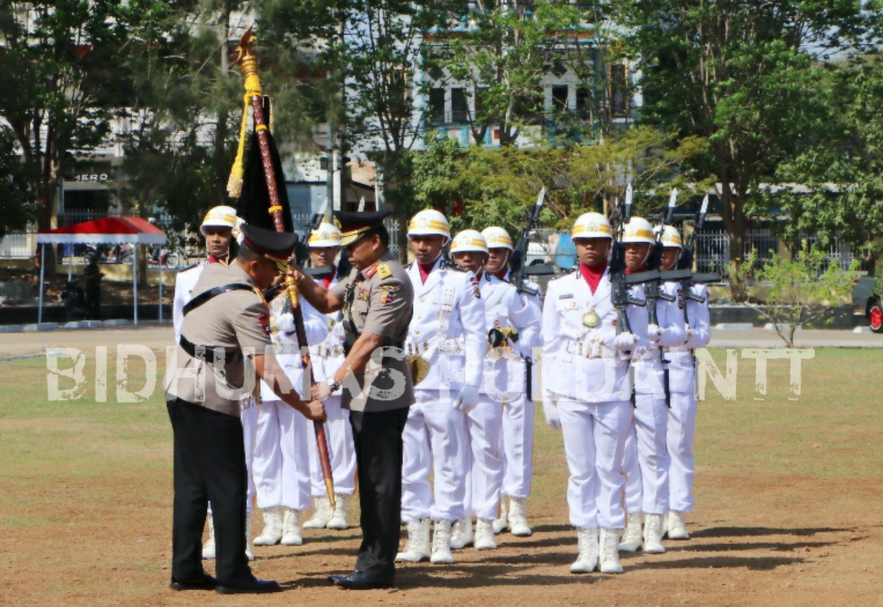 Polda NTT Gelar Upacara Serah Terima Pataka Catya Turangga Wira Sakti