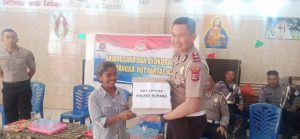 Peringati HUT Lantas, Satlantas Polres Kupang Beri Bantuan Anak Panti Roslin