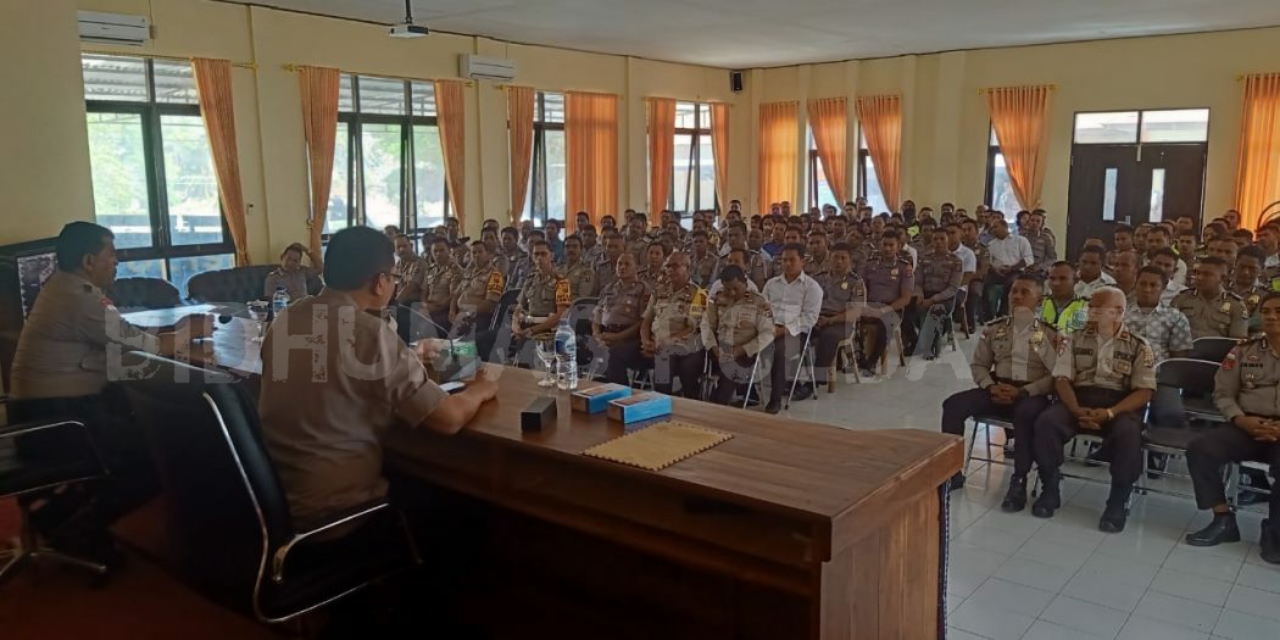 Kapolres Rote Ndao Berharap Personel Tetap Bekerja Dengan Penuh Tanggung Jawab dalam Menjalankan Tugas