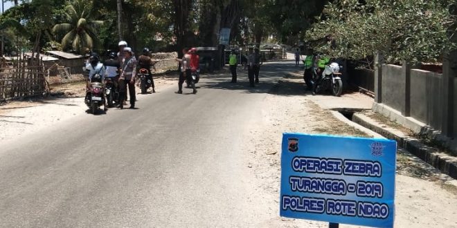 Hari Pertama Ops Zebra, Satlantas Polres Rote Ndao Langsung Menindak Pelanggar