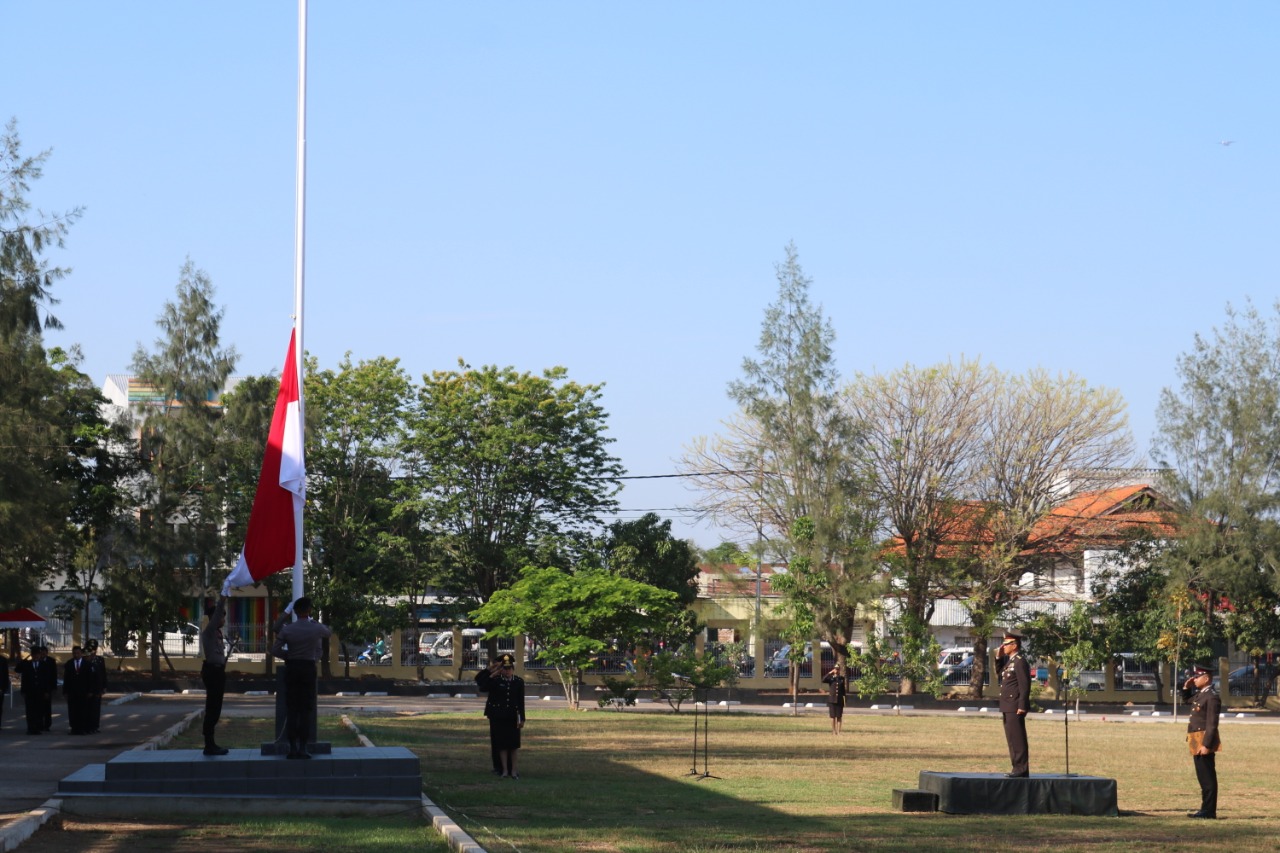 Polda NTT Gelar Upacara Peringatan Hari Pahlawan