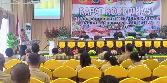 Kapolres Kupang Paparkan Situasi Umum Kabupaten Sabu Raijua Saat Rapat Forkopimda