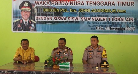 Wakapolda NTT Imbau Para Pelajar Untuk Selalu Taat dan Patuh pada Hukum