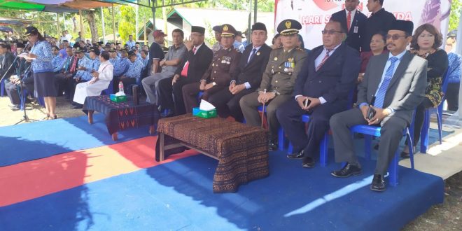 Anggota Polres Ende Ikut Apel Memperingati Hari Pahlawan Dan Hari Sumpah Pemuda Tingkat Kabupaten Di Desa Watunggere Marilonga Ende