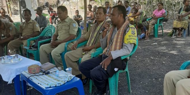 Bripka Ari Berikan Sosialisasi Peran Linmas Dalam Memelihara Kamtibmas