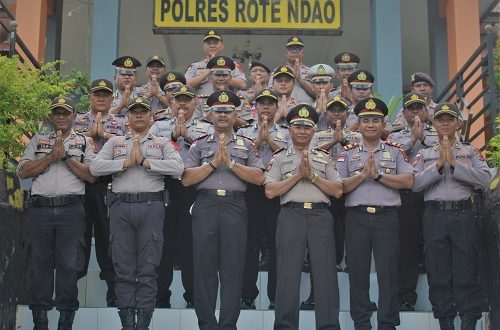 Keluarga Besar Polres Rote Ndao Mengucapkan Selamat Tahun Baru 2020