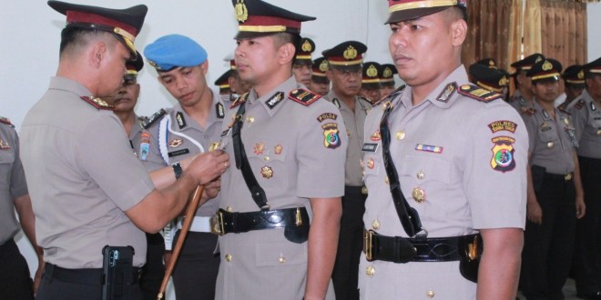 Kapolres Sumba Timur Pimpin Sertijab Kasat Reskrim di Mapolres Sumba Timur