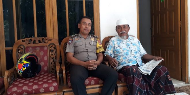 Jalin Silaturahmi, Bhabinkamtibmas Kelurahan Kelimutu Sambangi Tokoh Agama