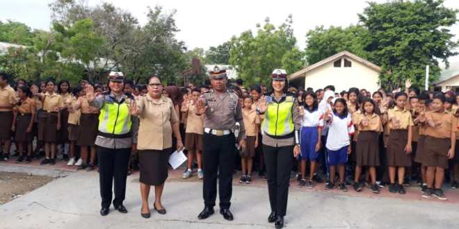 Tekan Angka Kecelakaan , Satlantas Polres Sumba Timur Lakukan Bimbingan dan Penyuluhan di Sekolah-Sekolah